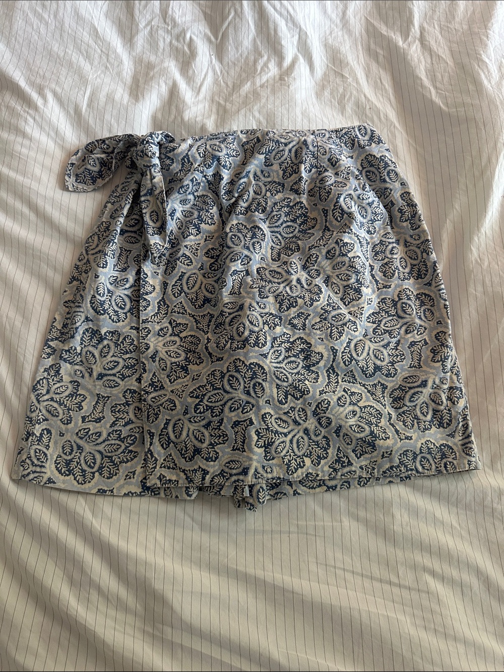 Vintage Talbots - Blue Floral Tie-Waist Skort